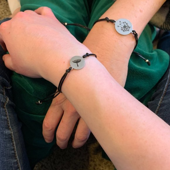 Mother & Daughter Dandelion Bracelet Set - Picture 3 of 3